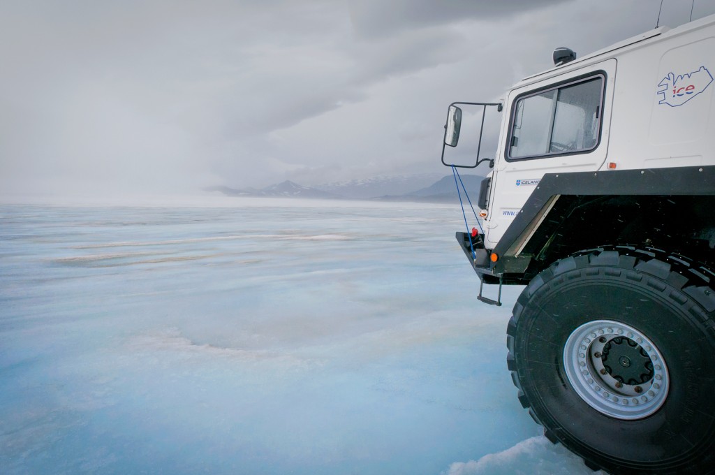 Glacier transportation, Iceland, big wheels, transport