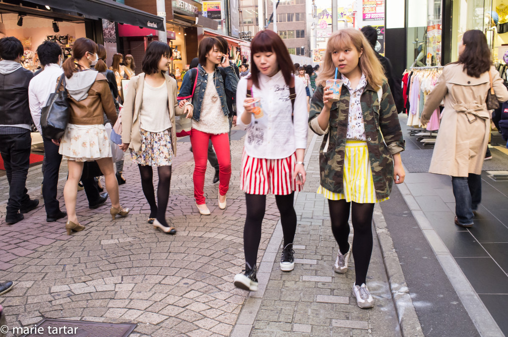 Takashita-dori street in Tokyo with throngs of teenagers
