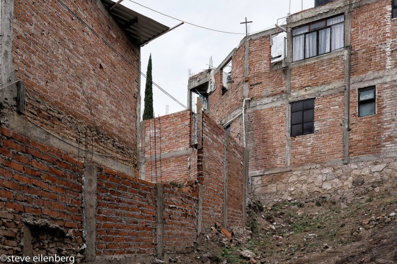 Guanajuato Mexico, rebar, cross, building, bricks