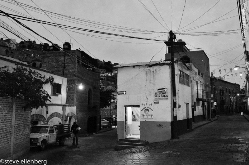 Guanajuato Mexico, wires, street view, night view, street photography, stucco
