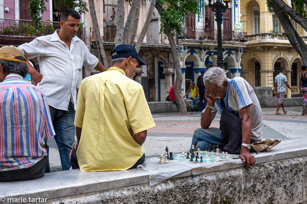 Chessplayers on Havana street