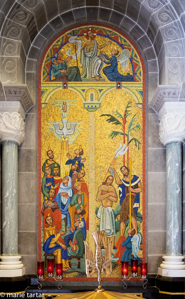 201607 MT Quebec St Anne Basilica Mosaic Alcove